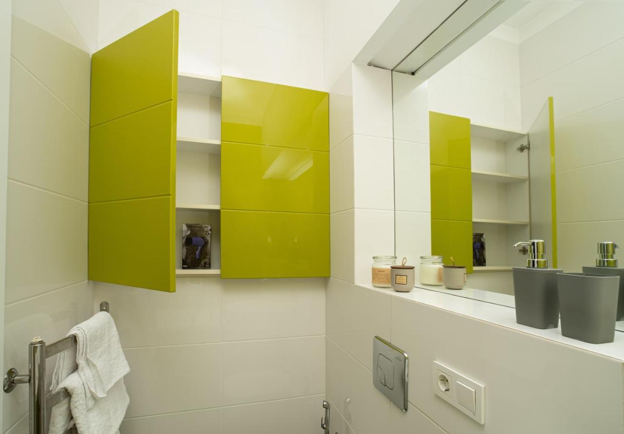 White Attic Apartment Οδησσός Εξωτερικό φωτογραφία