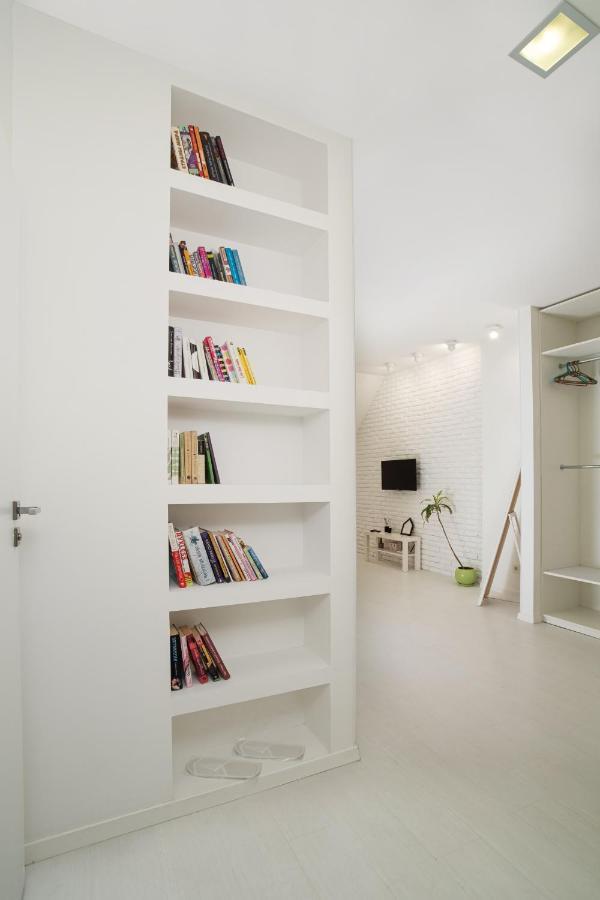 White Attic Apartment Οδησσός Εξωτερικό φωτογραφία